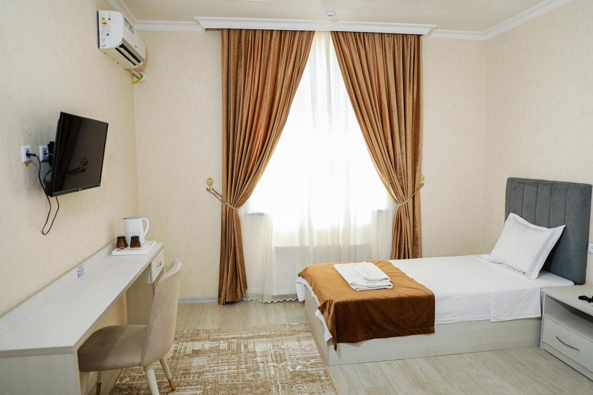 Gold Palace เทอร์เมซ ภายนอก รูปภาพ
